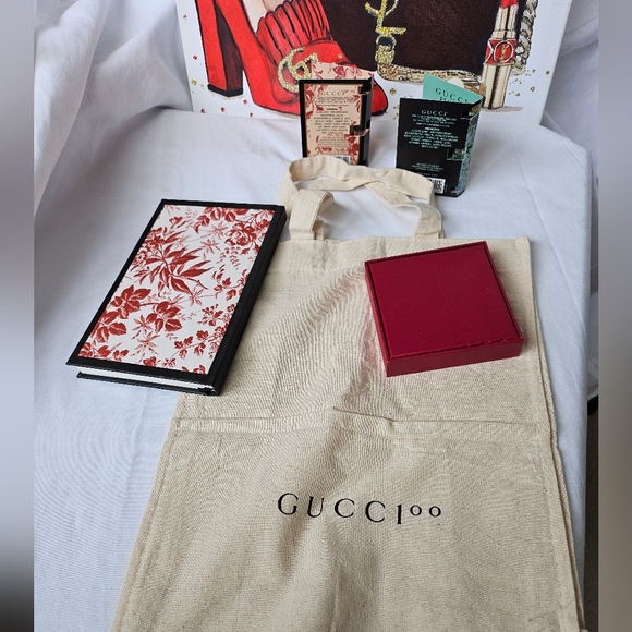 GUCCI bundle-journal, tote, compact mirror - Picture 6 of 6